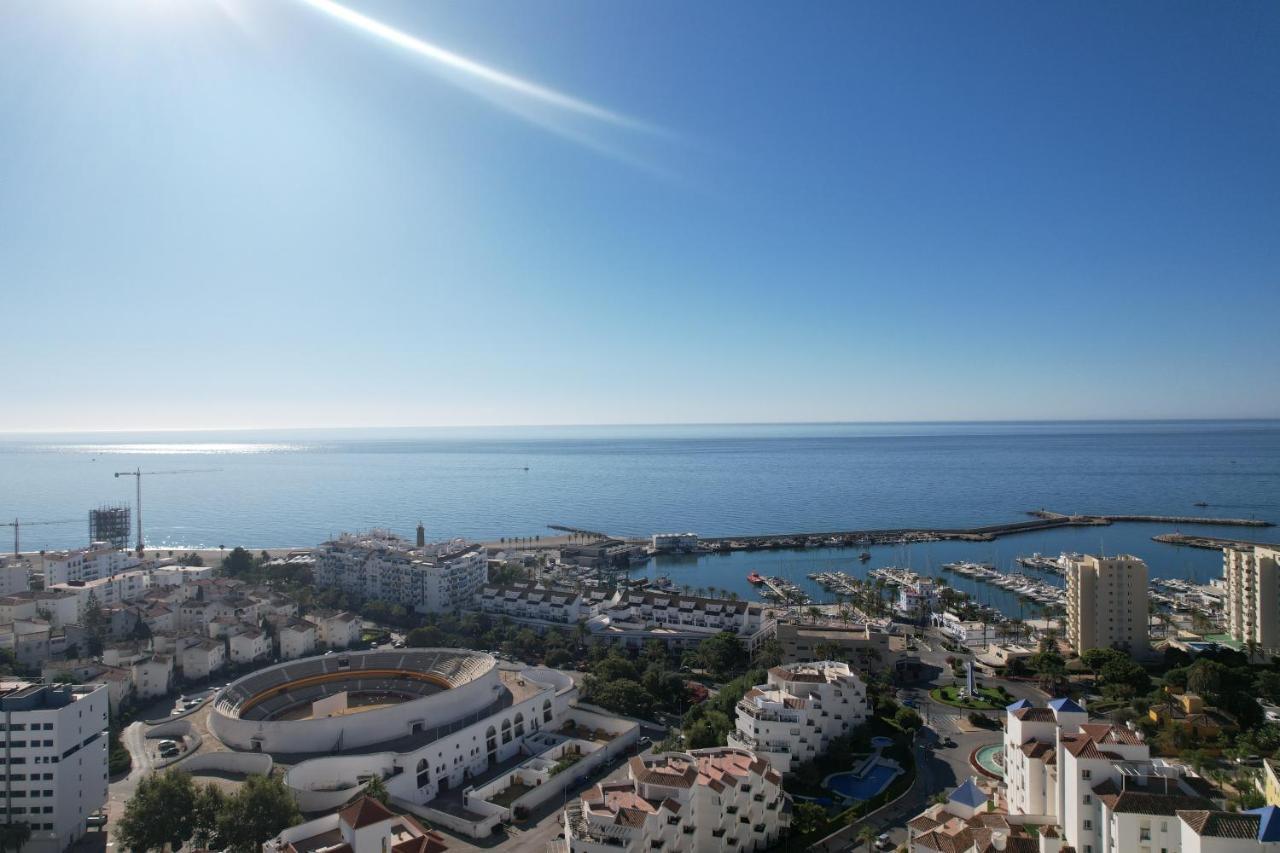 Escape To Estepona Exterior foto