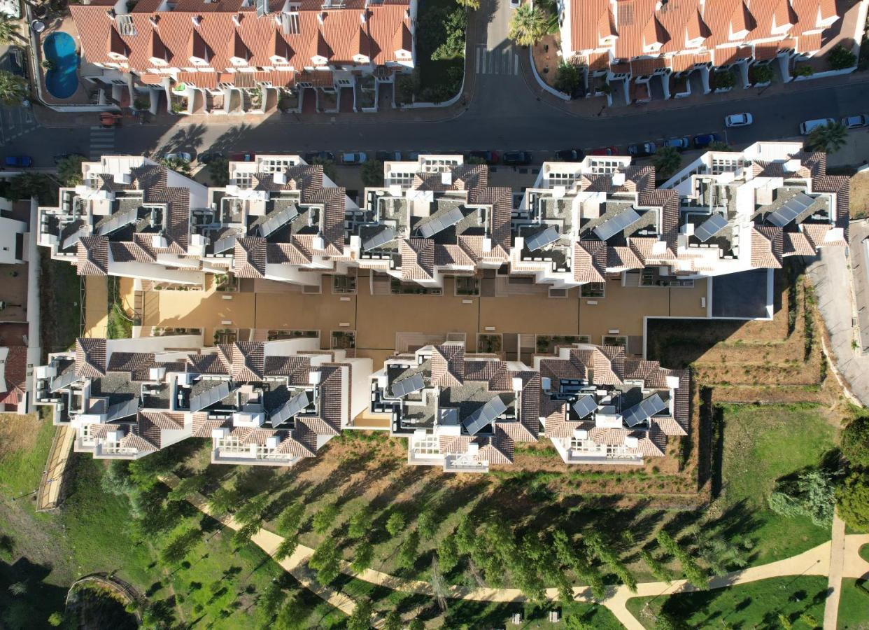 Escape To Estepona Exterior foto